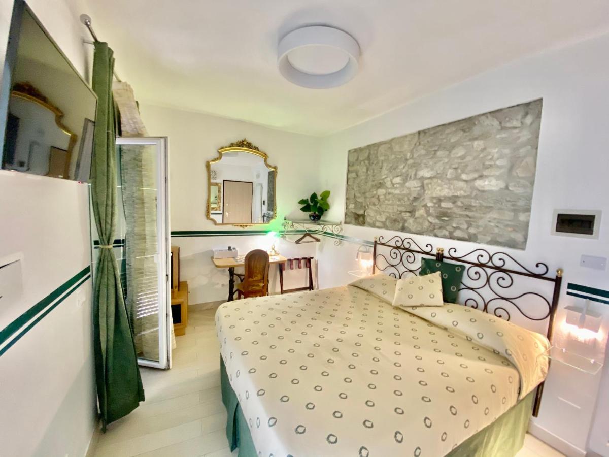 The Manarola Main Plaza 호텔 외부 사진