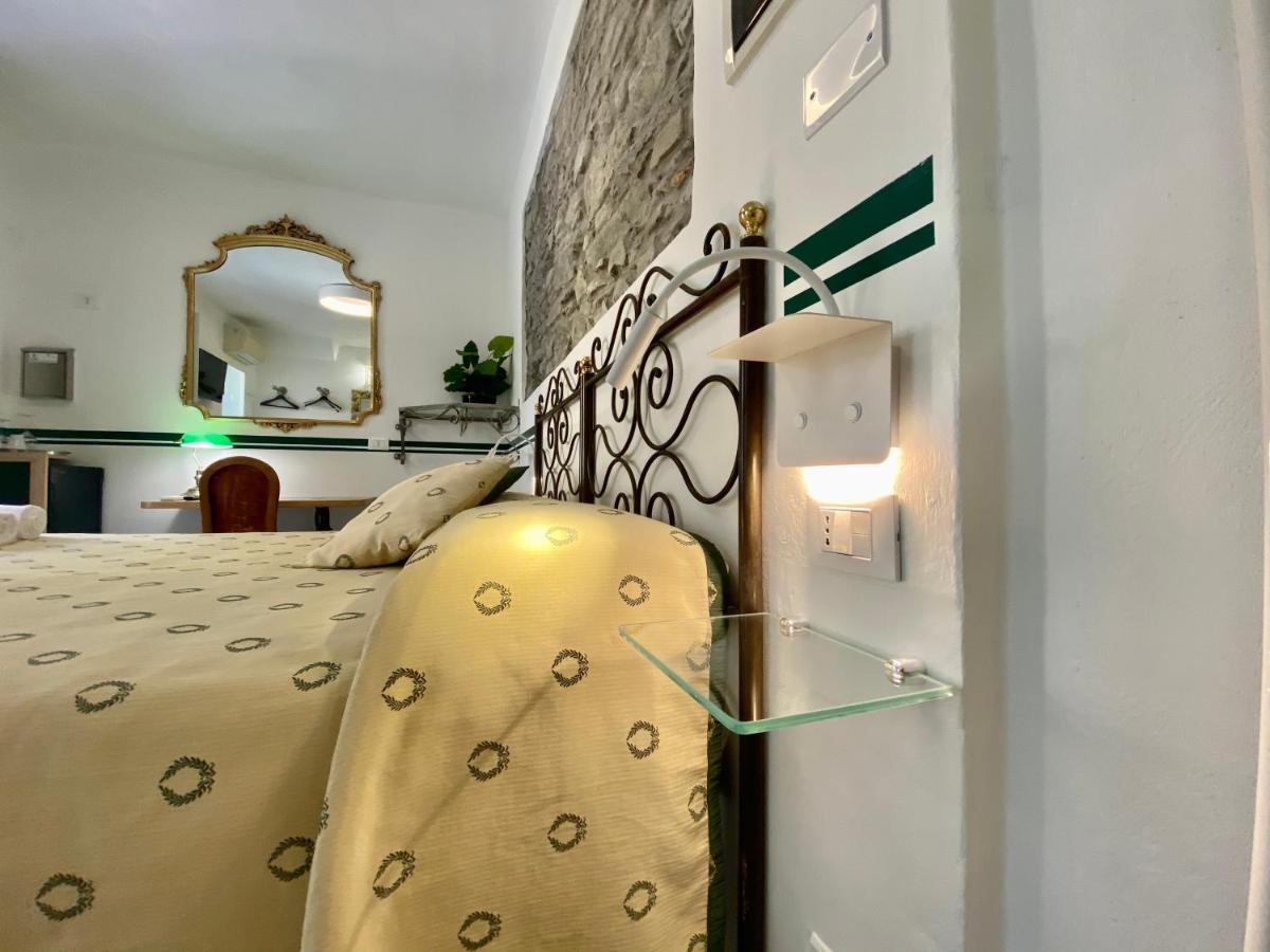 The Manarola Main Plaza 호텔 외부 사진